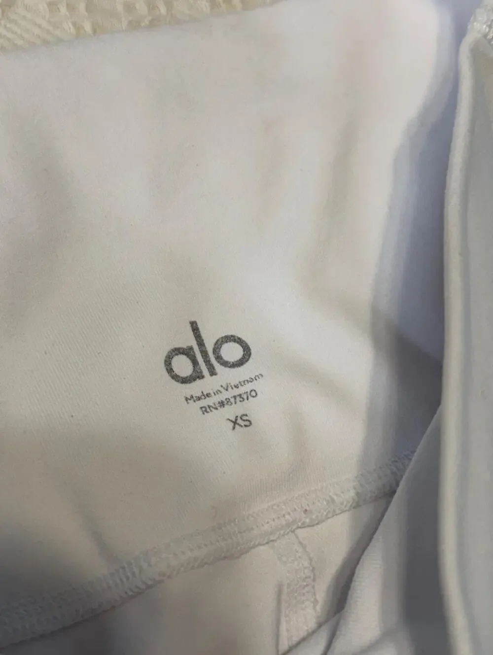 Alo Yoga Airlift High Waisted White Leggings XS Sculpting Gym Yoga Athleisure